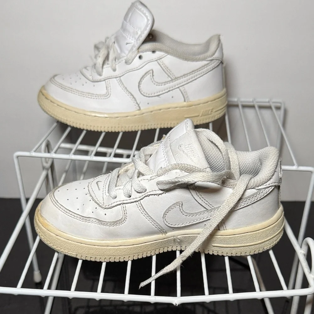 Nike Kids Air Force 1 Sneakers Size 10 Toddler Shoes